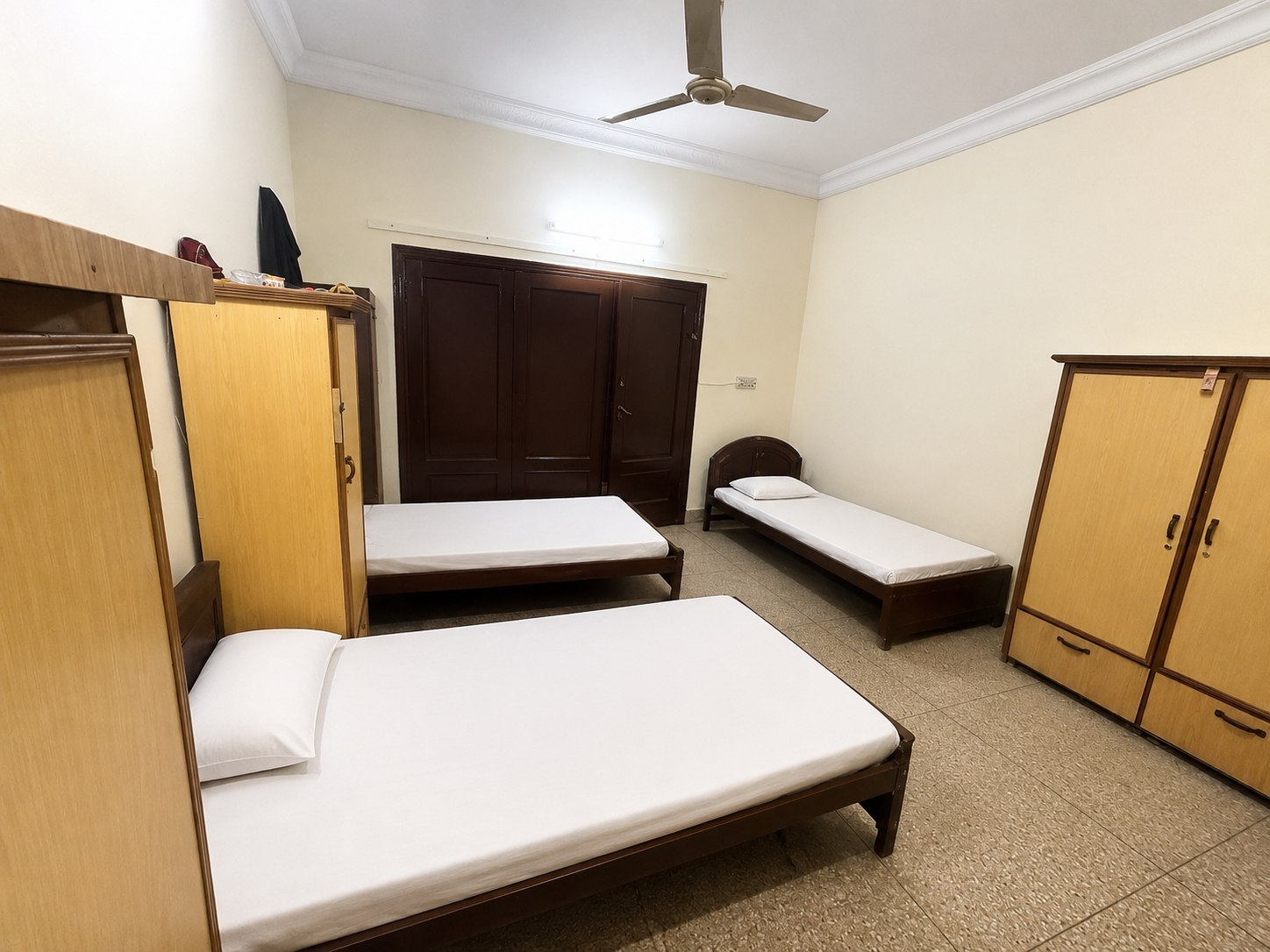 G-10 Shaheen Boys Hostel 3-seater furnished room in G-10, Islamabad